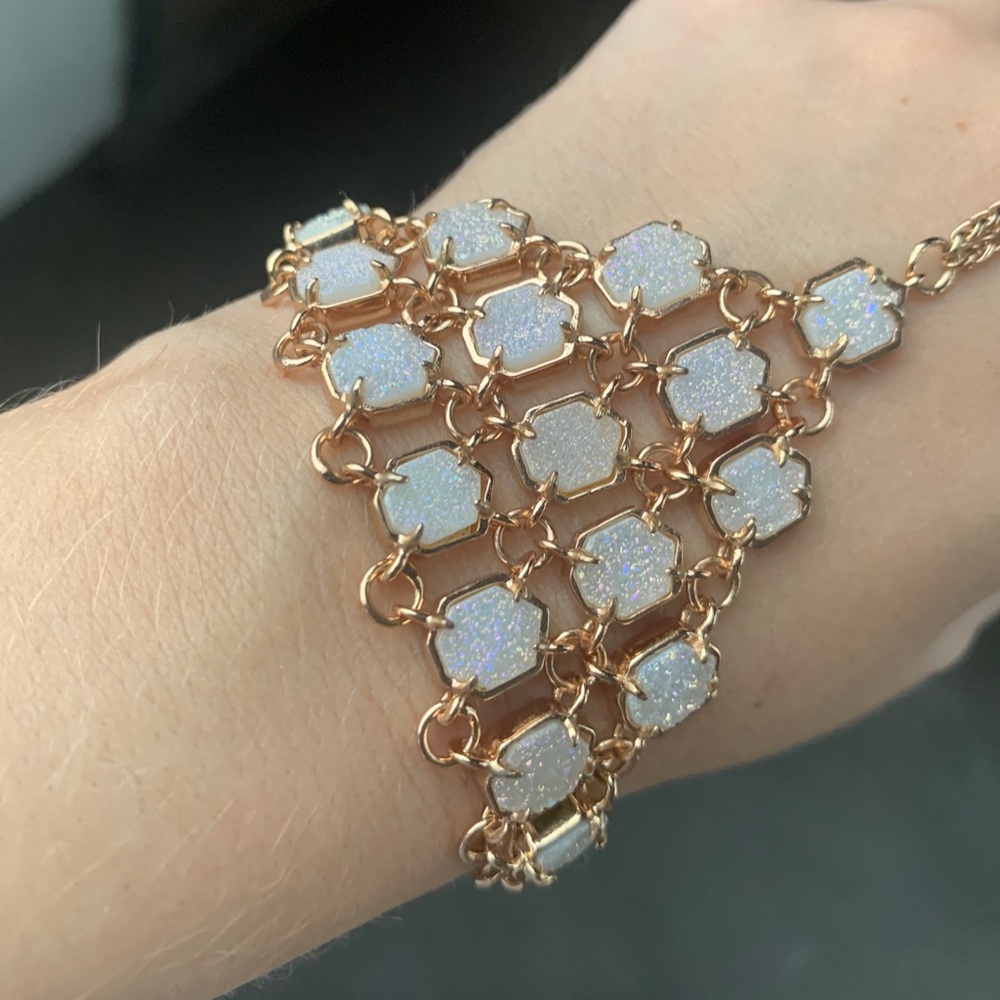 Kendra Scott Abigail hand bracelet rose gold